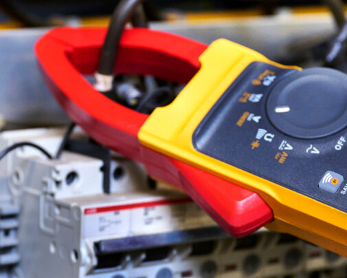 Wir kontrollieren Ihre Elektroinstallationen.